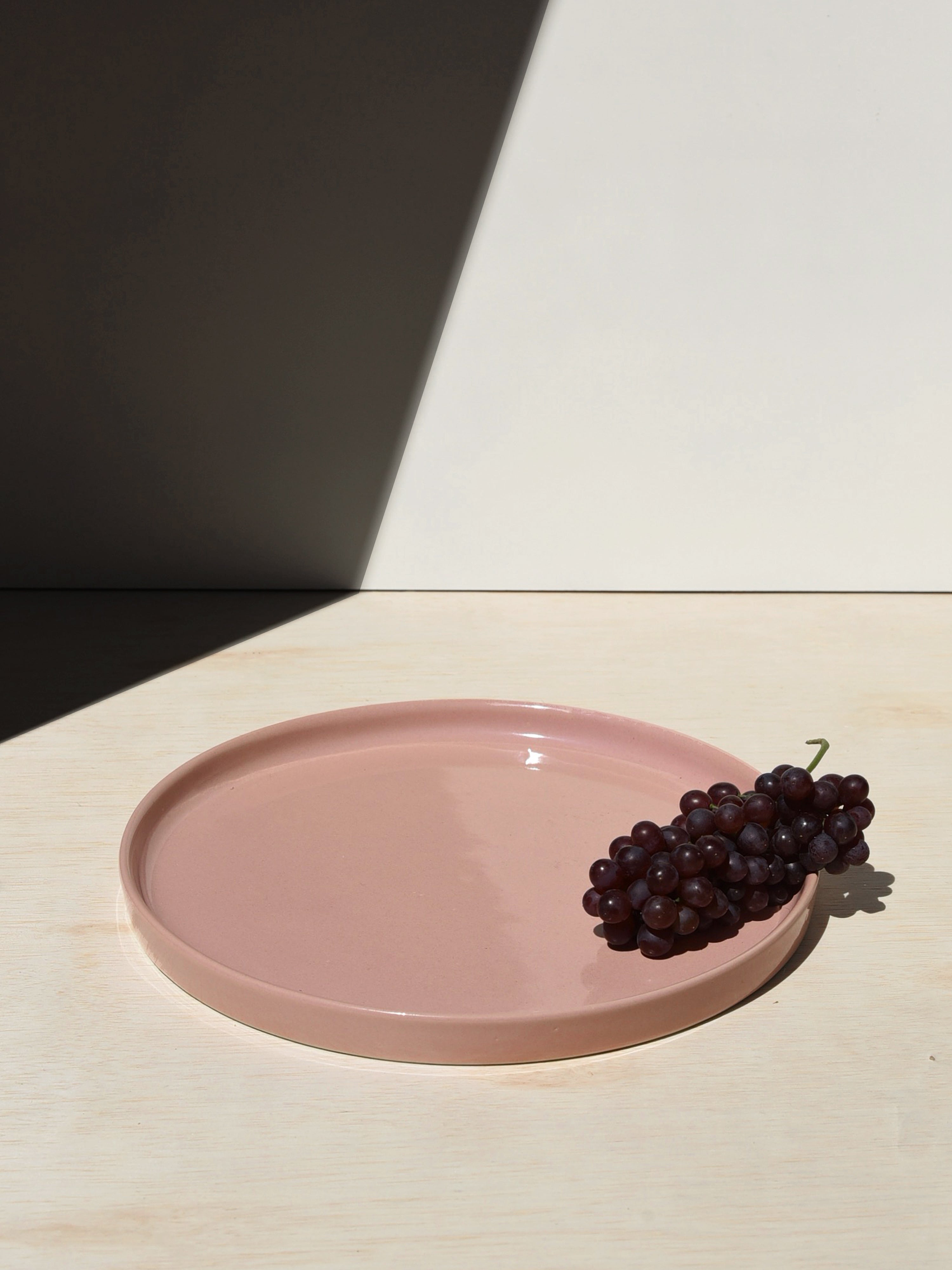 Large Straight Edge Plate in Gloss